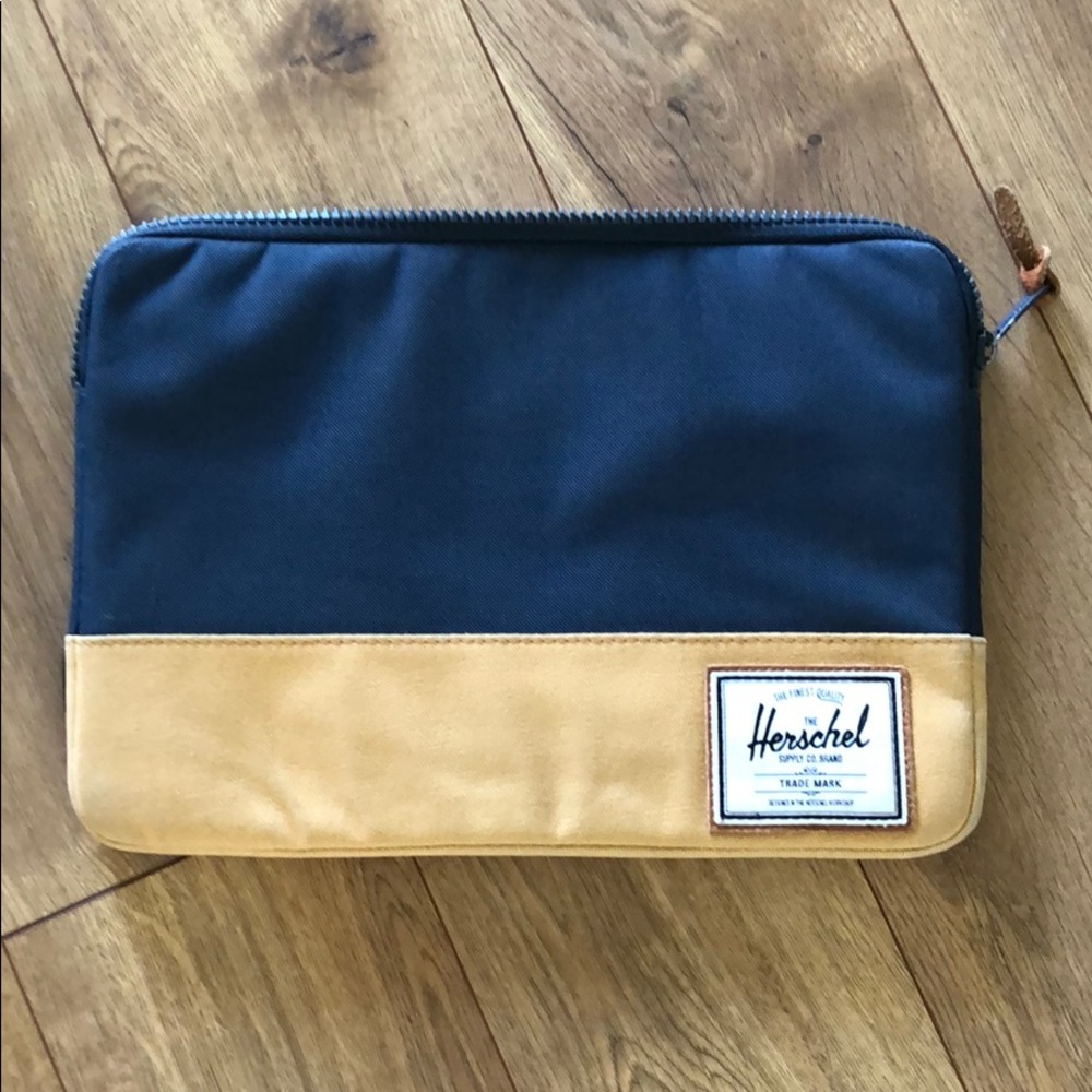 Herschel Laptop Case